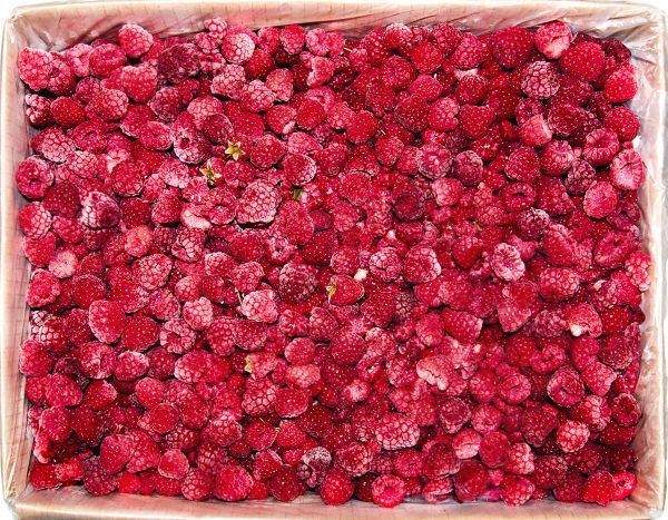 Малина целая замороженная